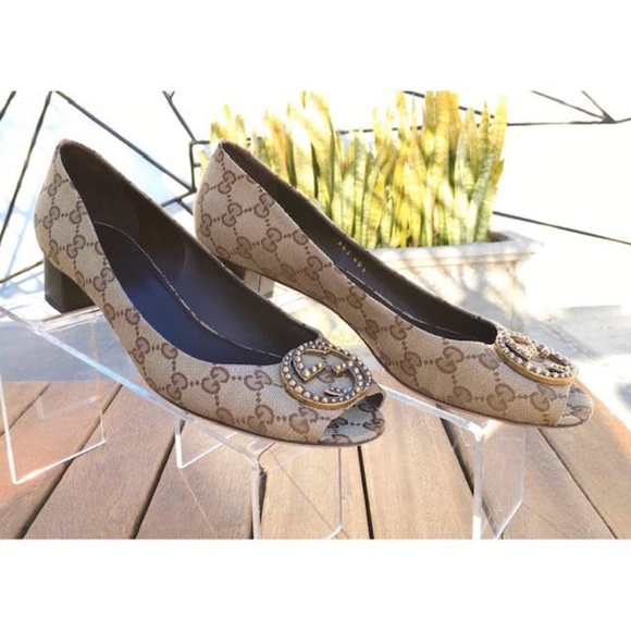 Auth. GUCCI Studded logo Peep-Toe Pump Size 40 1/2 - Picture 7 of 8